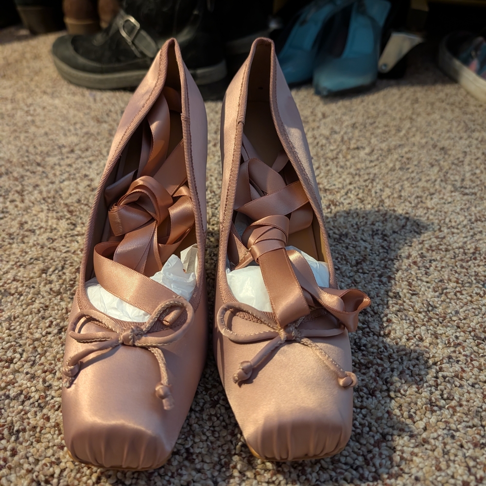 Chic Satin Lace-Up Heels